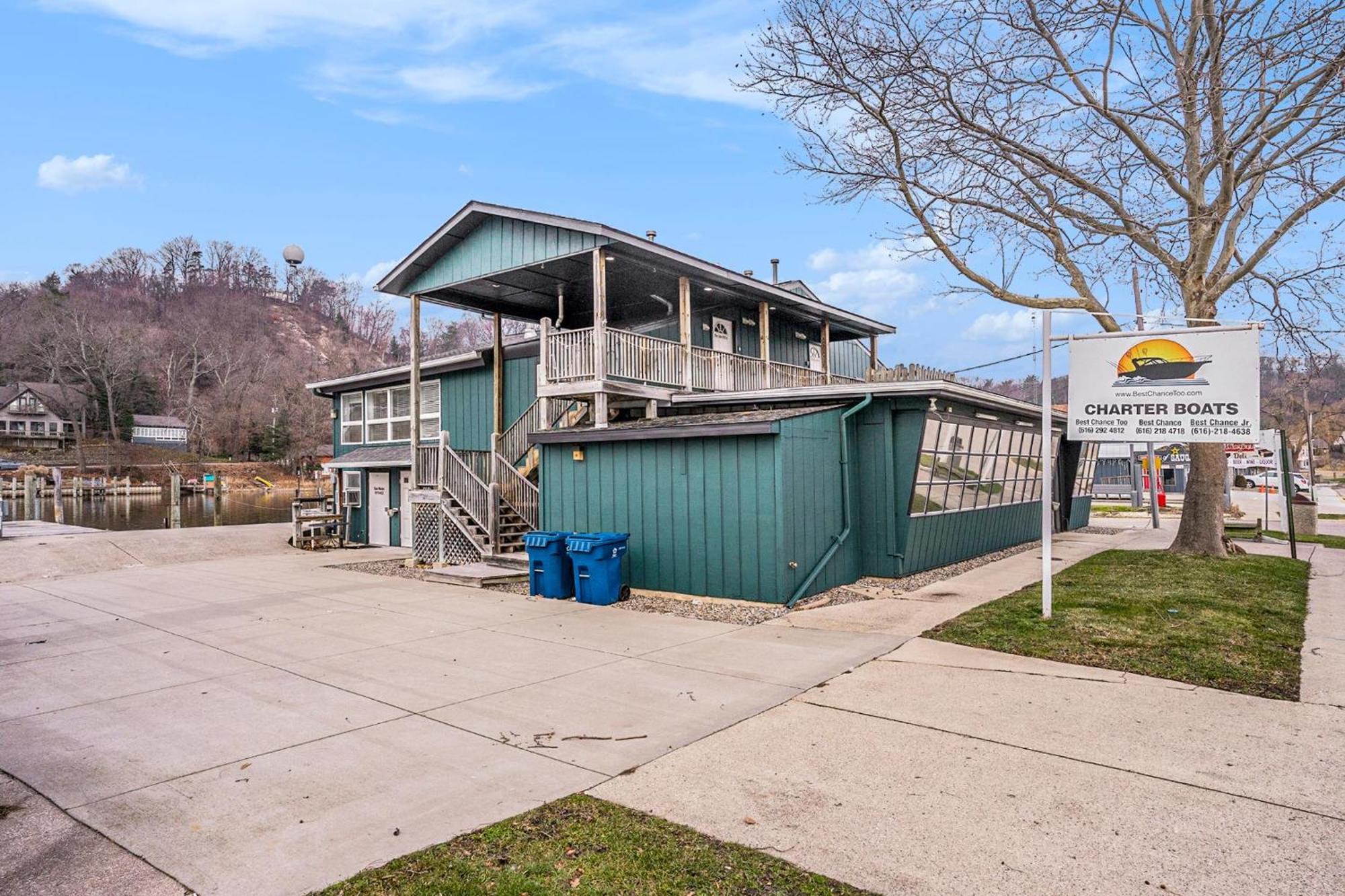 Riverside Suites - Unit B Saugatuck Exterior photo